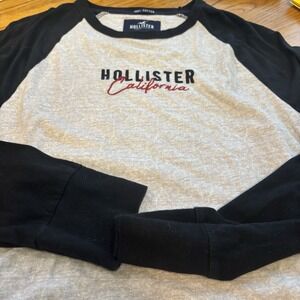 Hollister, California Men's Medium Gray And Black Long‎ Sleeve Shirt  Preppy Y2K